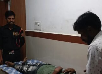 पांढुर्णा: आखिर चलती बस से कैसे गिरा कंडक्टर: लोगो के उड़े होश – देखे खबर